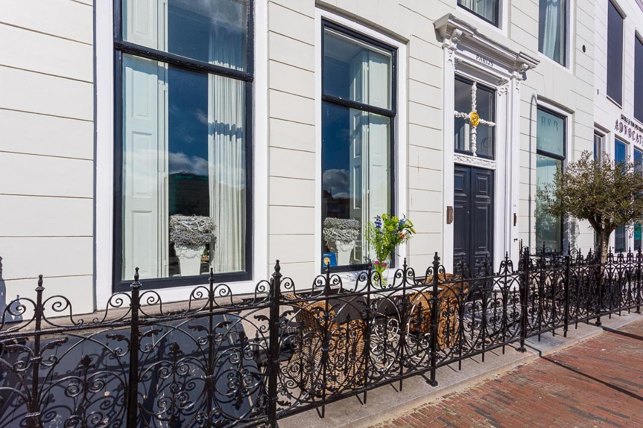 B&B Parijs Aan De Kaai Middelburg Exterior photo